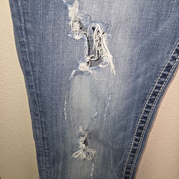 Miss Me Mid-rise Easy Cropped Bling Ripped Denim Jeans Size 31 - Picture 4 of 9